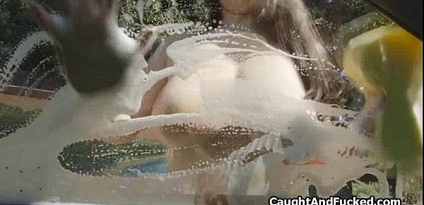  Carwash to hot fuck with bigtit